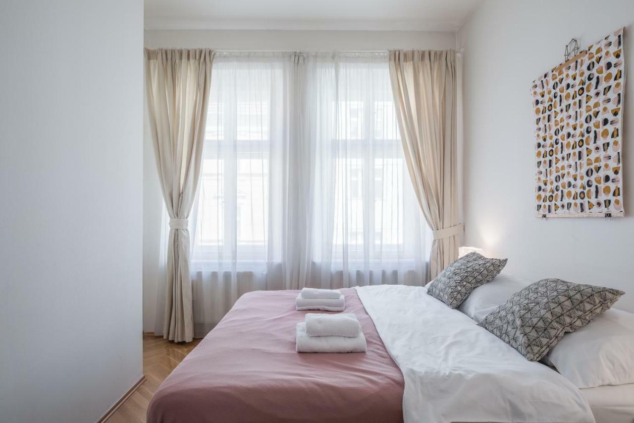 Art Apartments Prague II Esterno foto